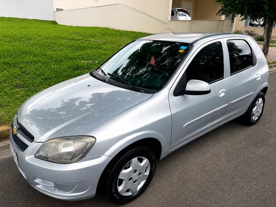 CHEVROLET CELTA 1.0 MPFI LT 8V FLEX 4P MANUAL CHEVROLET CELTA 1.0 MPFI LT 8V FLEX 4P MANUAL